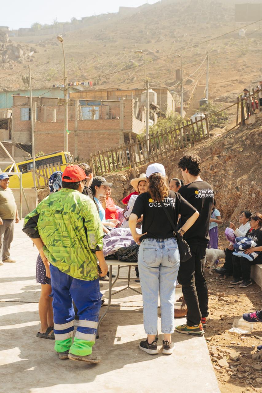 Apoyo a la comunidad - Estás con Suerte